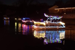 Chiristmas-boat-1