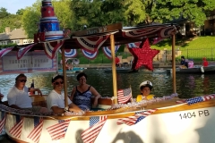 2016-boat-parade-winner